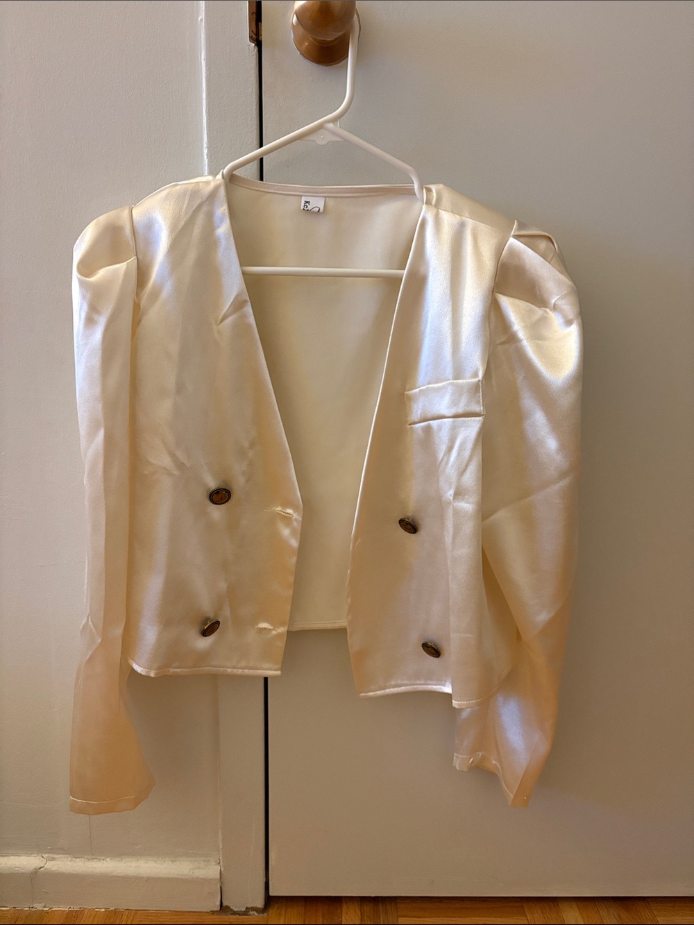 Women's Satin Cropped Double-Breasted Blazer in Cream